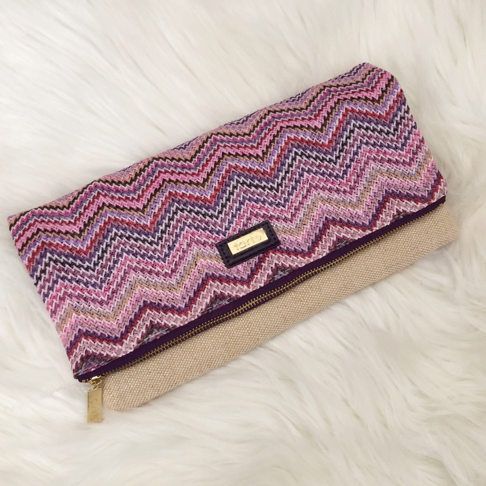 Tarte Clutch